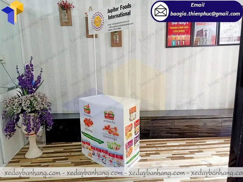 booth nhựa sampling