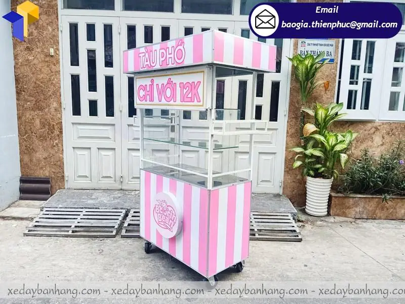 tủ bán thức ăn nhanh