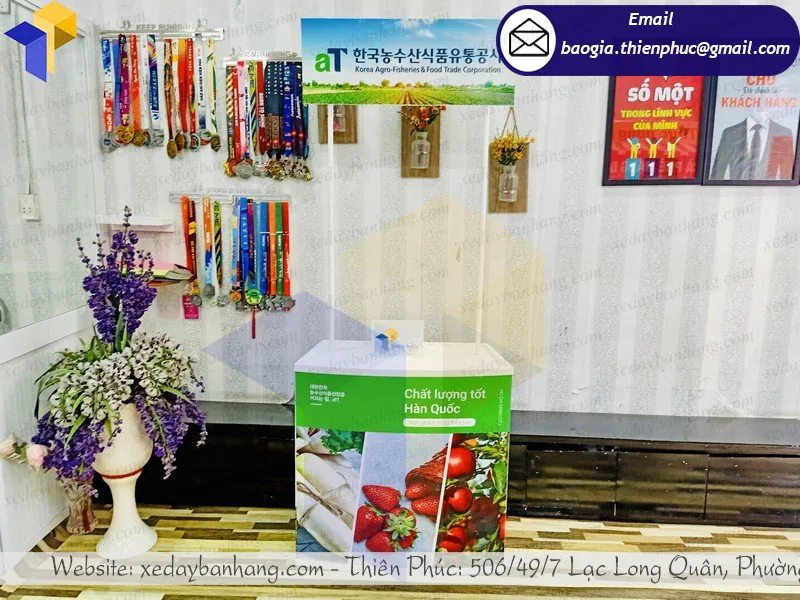 báo giá booth nhựa trưng bày siêu thị
