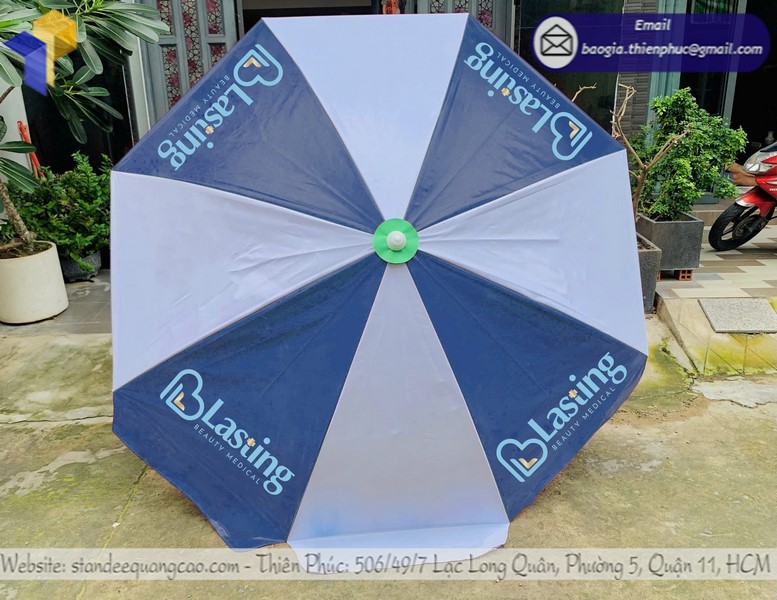 báo giá dù quảng cáo showroom HCM