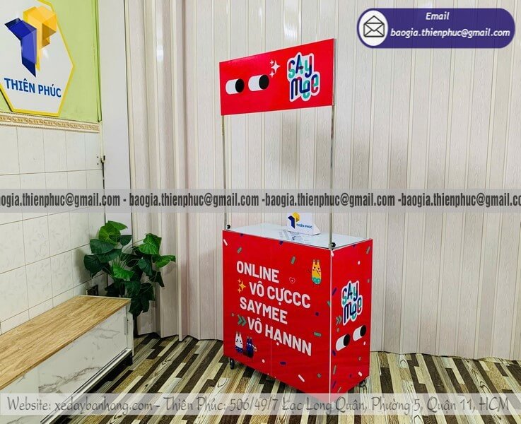 Báo giá quầy bằng sắt cho PG tiếp thị sản phẩm mới trưng bày hàng hóa ra mắt