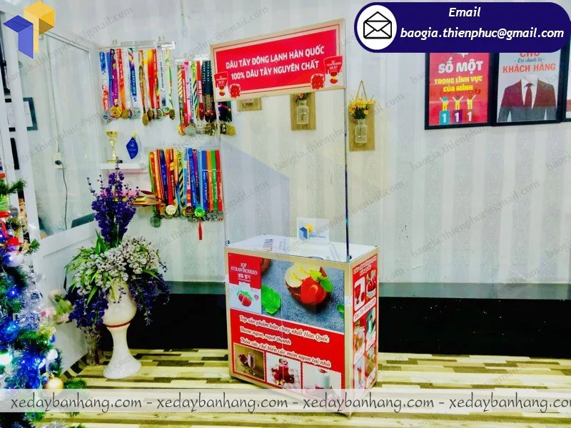 báo giá quầy sampling sắt bán trái cây hcm