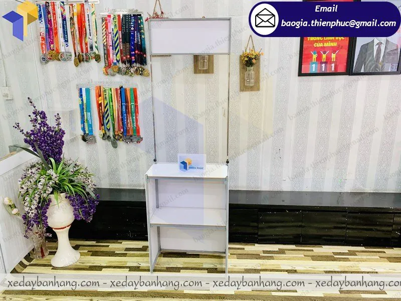 booth bán cafe cacao bằng sắt