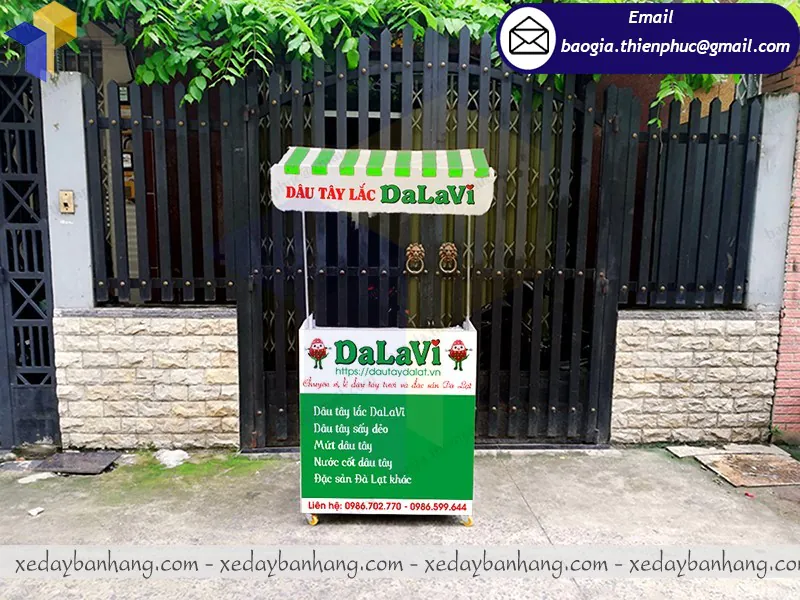booth bán dâu tây lắp ráp giá rẻ