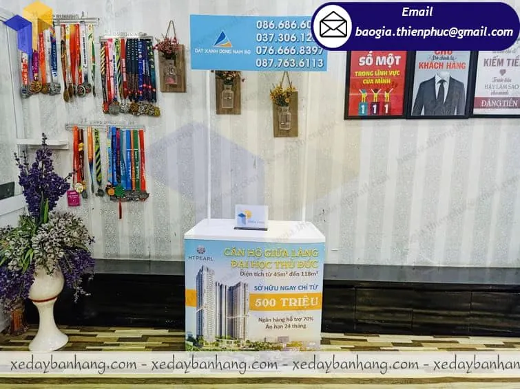 booth nhựa bán hàng hội chợ giá rẻ