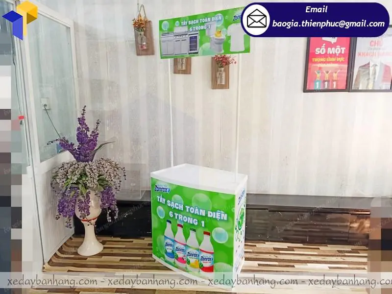 báo giá booth nhựa siêu thị