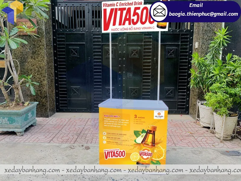 booth nhựa bán nước vitamin giá rẻ