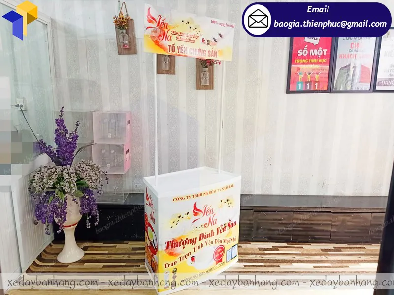 booth nhựa quảng cáo yến sào