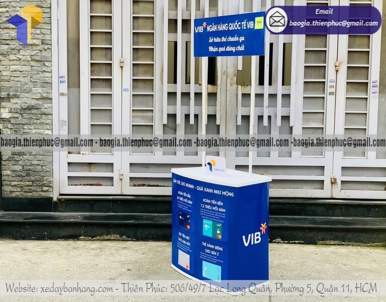 Booth nhựa di động bán hàng hội chợ cho PG giới thiệu sản phẩm bán lẻ lưu động