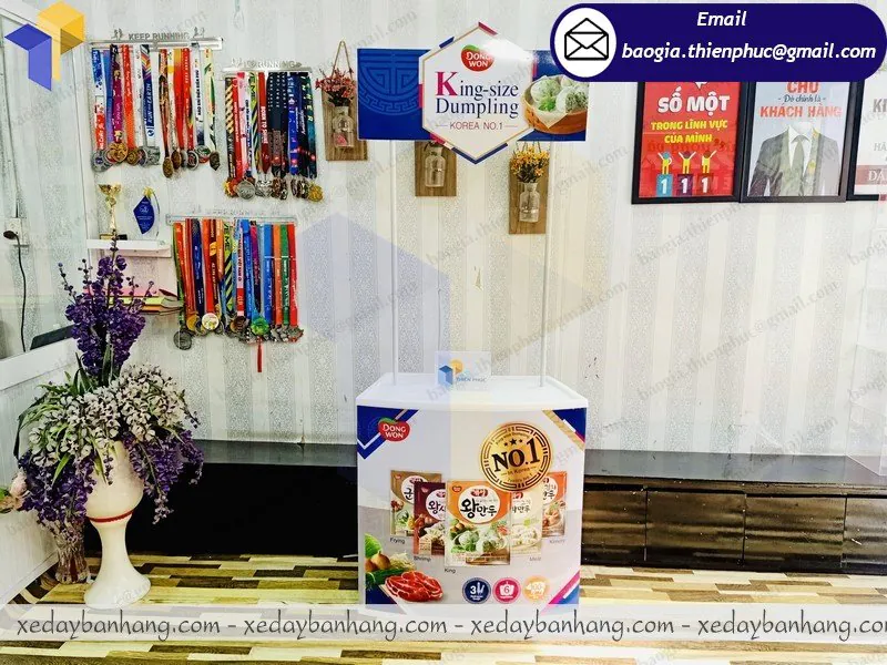 booth nhựa mini bán hàng