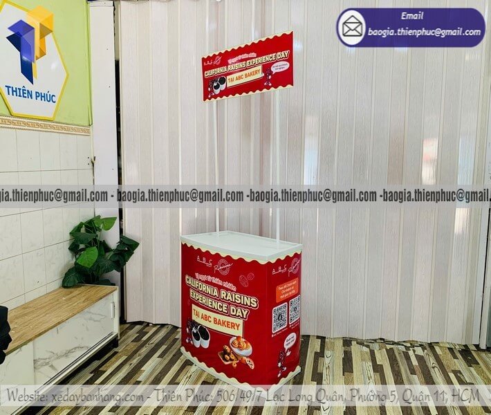 Booth nhựa PG chạy chương trình sampling sản phẩm phục vụ chiến dịch markerting toàn quốc