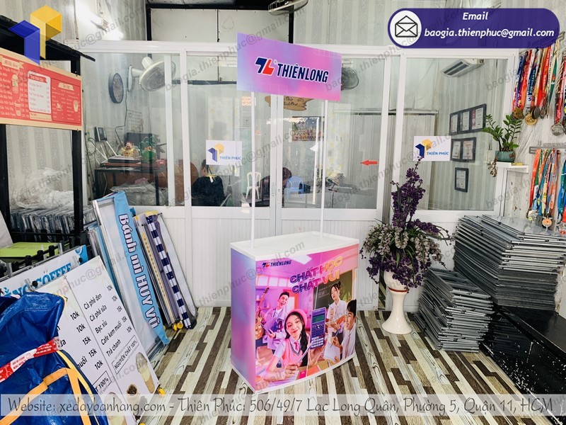 booth nhựa quảng cáo lắp ráp