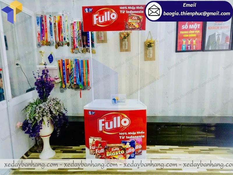 booth nhựa quảng cáo sản phẩm