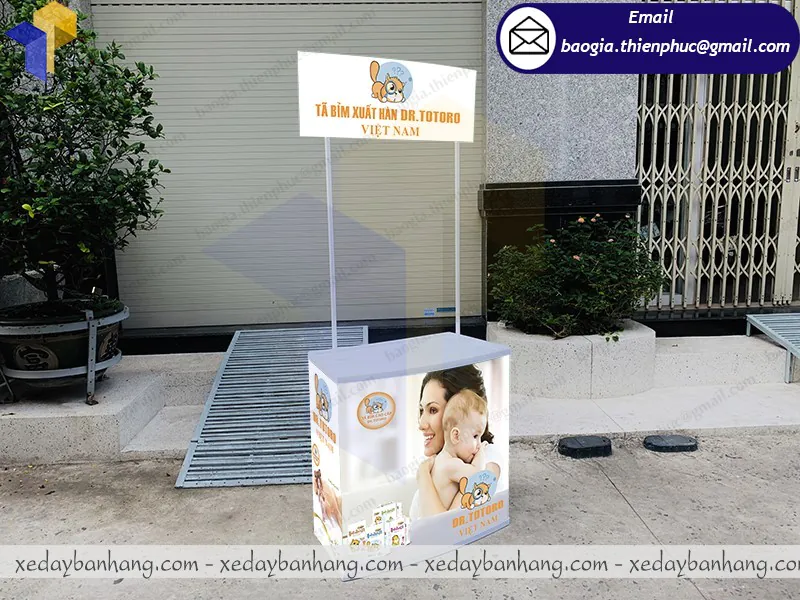 booth nhựa quảng cáo tả giá rẻ