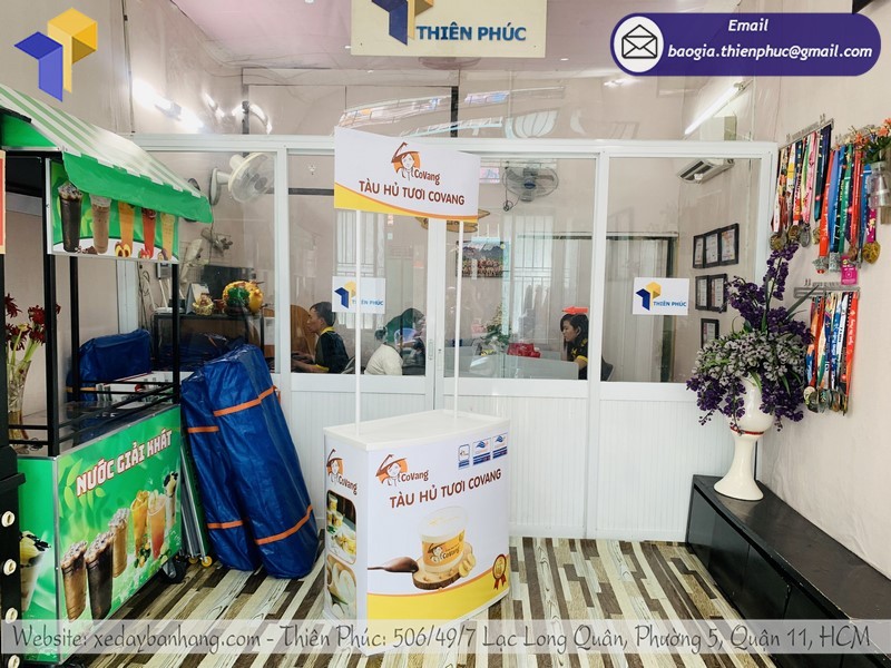 Booth nhựa quảng cáo siêu thị đẹp