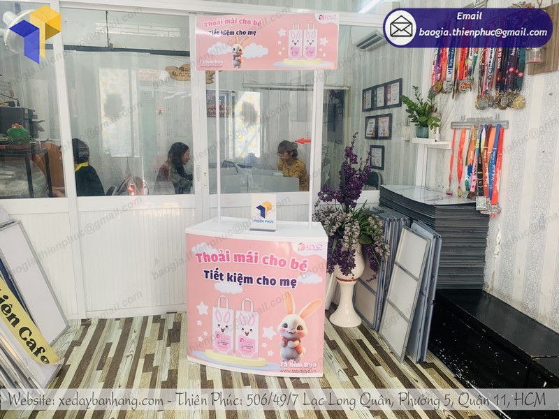 booth nhựa sampling sản phẩm tphcm