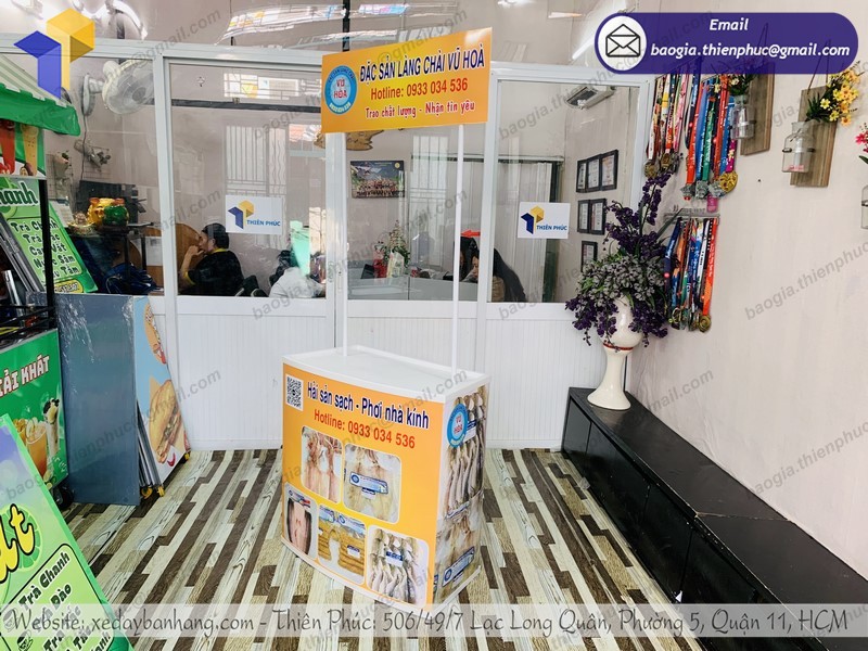 Booth nhựa tiếp thị rẻ