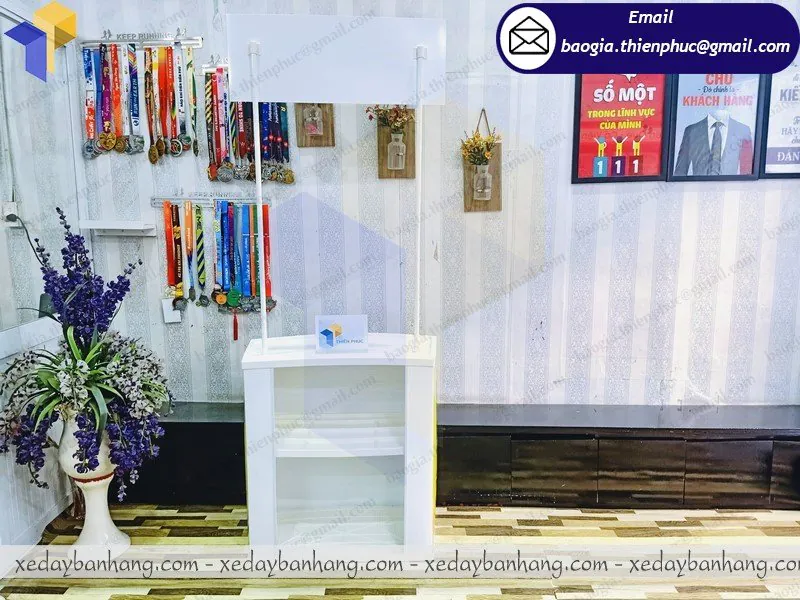 booth sampling nhựa giá bao nhiêu