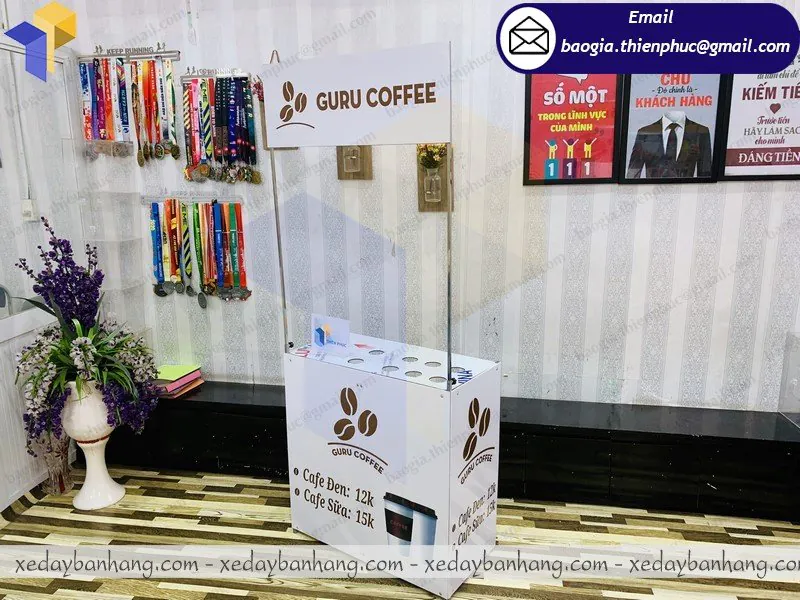 booth sắt bán cafe latte giá bao nhiêu