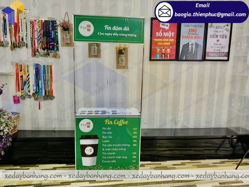 booth sắt bán cafe