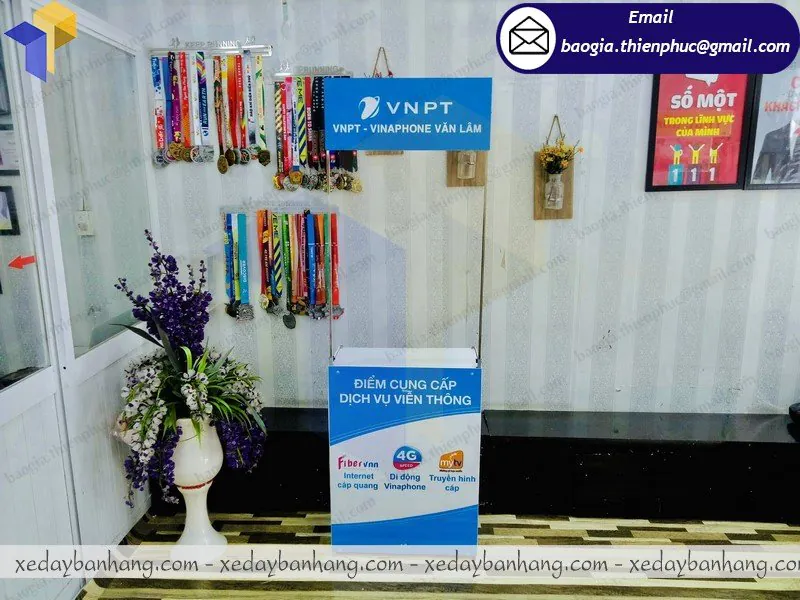 booth sắt bán hàng khuyến nãi giá rẻ
