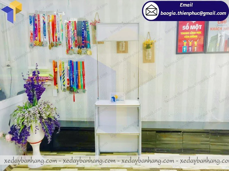 booth sắt bán kim chi giá bao nhiêu