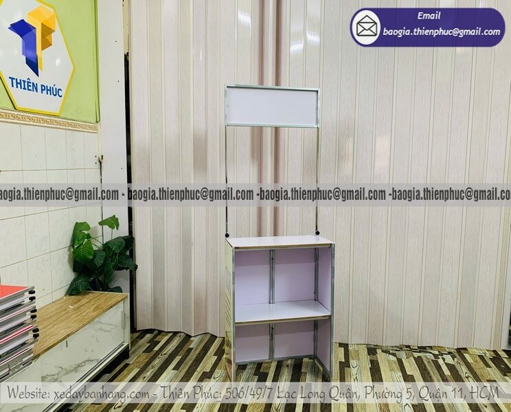 Booth sắt cho nhân viên PG đứng tiếp thị di động đồ ăn vặt bán chạy TPHCM