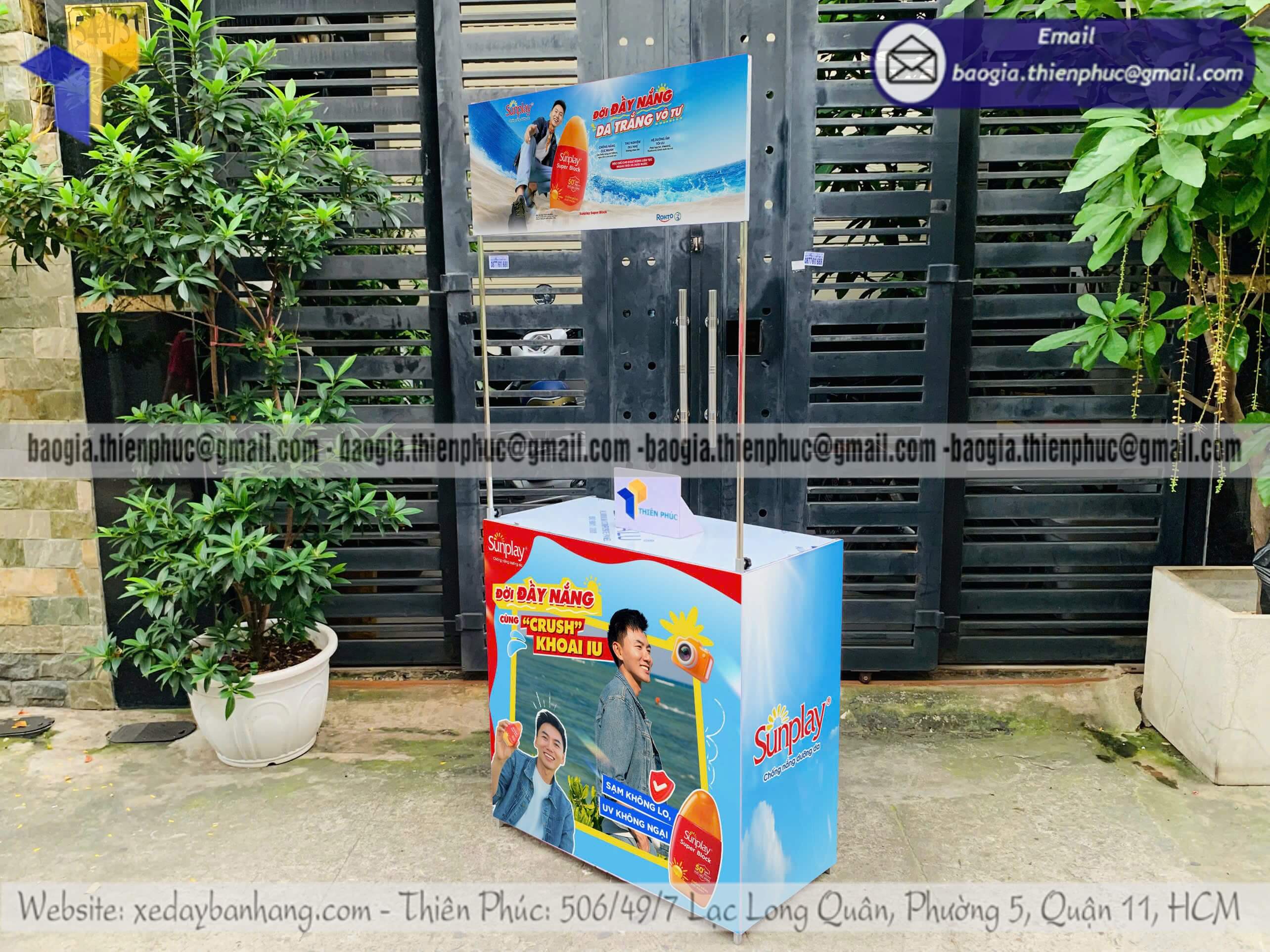 Booth sắt cho PG đứng quảng cáo tại siêu thị giá rẻ cho campaing markerting ngân hàng