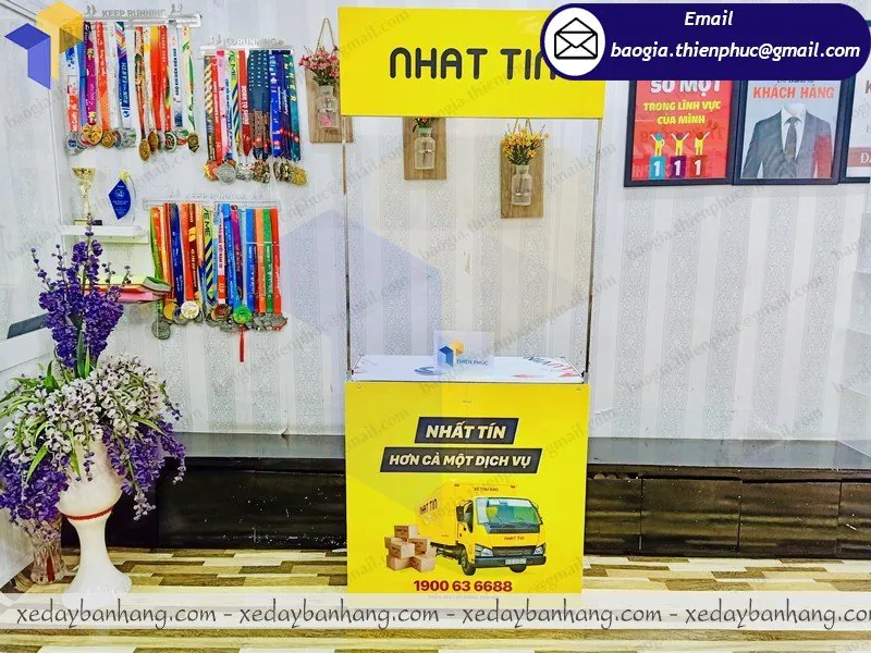 booth sắt mini quảng cáo