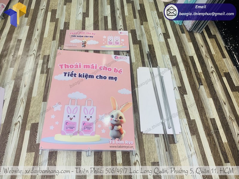 booth sắt sampling giá rẻ gọn