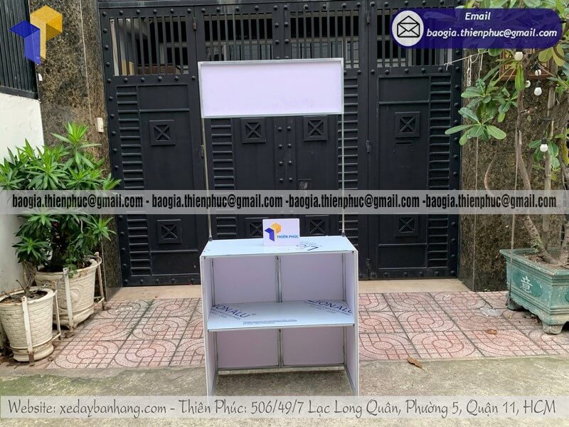 Booth sắt sampling trưng bày sản phẩm mới gấp gọn bán tại VN hỗ trợ VAT