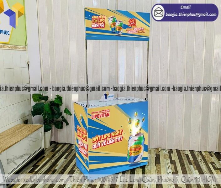 Booth sắt trưng bày sản phẩm cho PG marketing ấn tượng thu hút khách gấp đôi