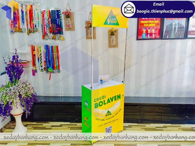 booth trưng bày sản phẩm giá rẻ