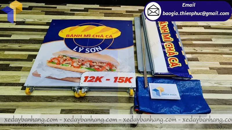 đặt làm booth lắp ráp bán bánh mì