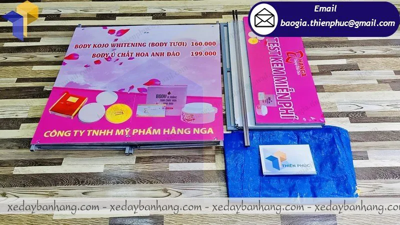 đặt làm booth sắt bán mỹ phẩm