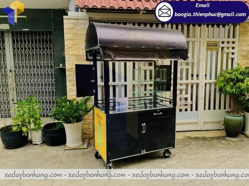 đặt làm tủ bán nước ép bằng inox