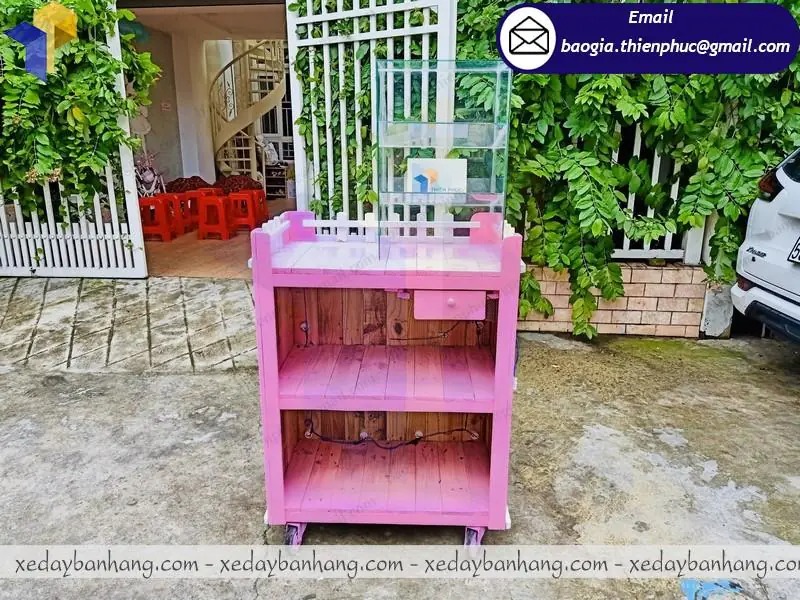 đặt làm tủ trưng bày xiên que