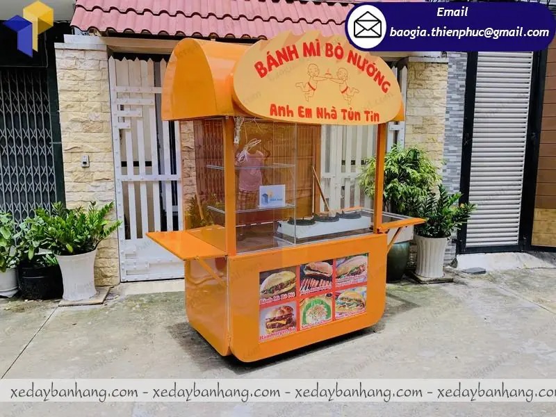 đặt làm xe bán bánh mì có lò nướng