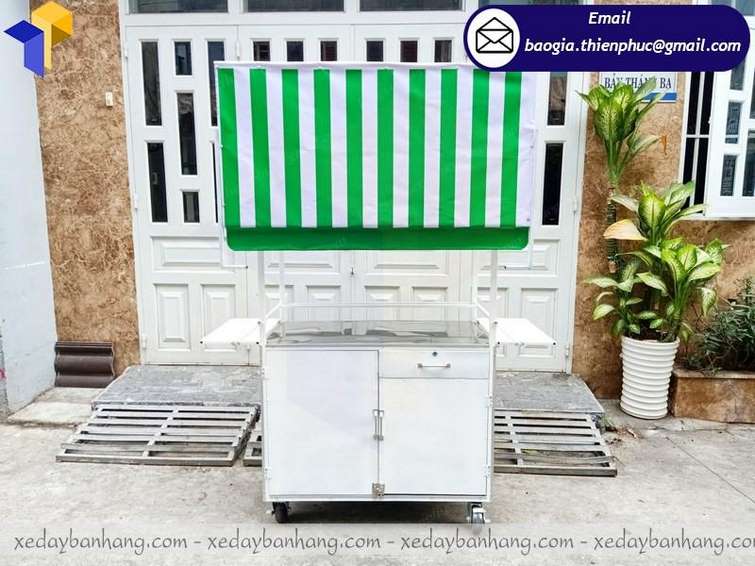 đặt làm xe đẩy bán nước bằng inox