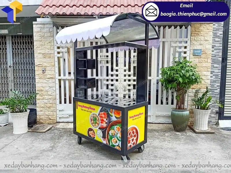 xe sắt bán thức ăn nhanh lưu động