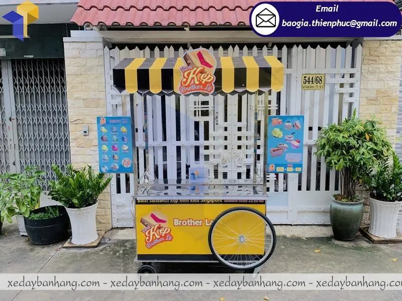 đóng xe inox bán kem kẹp