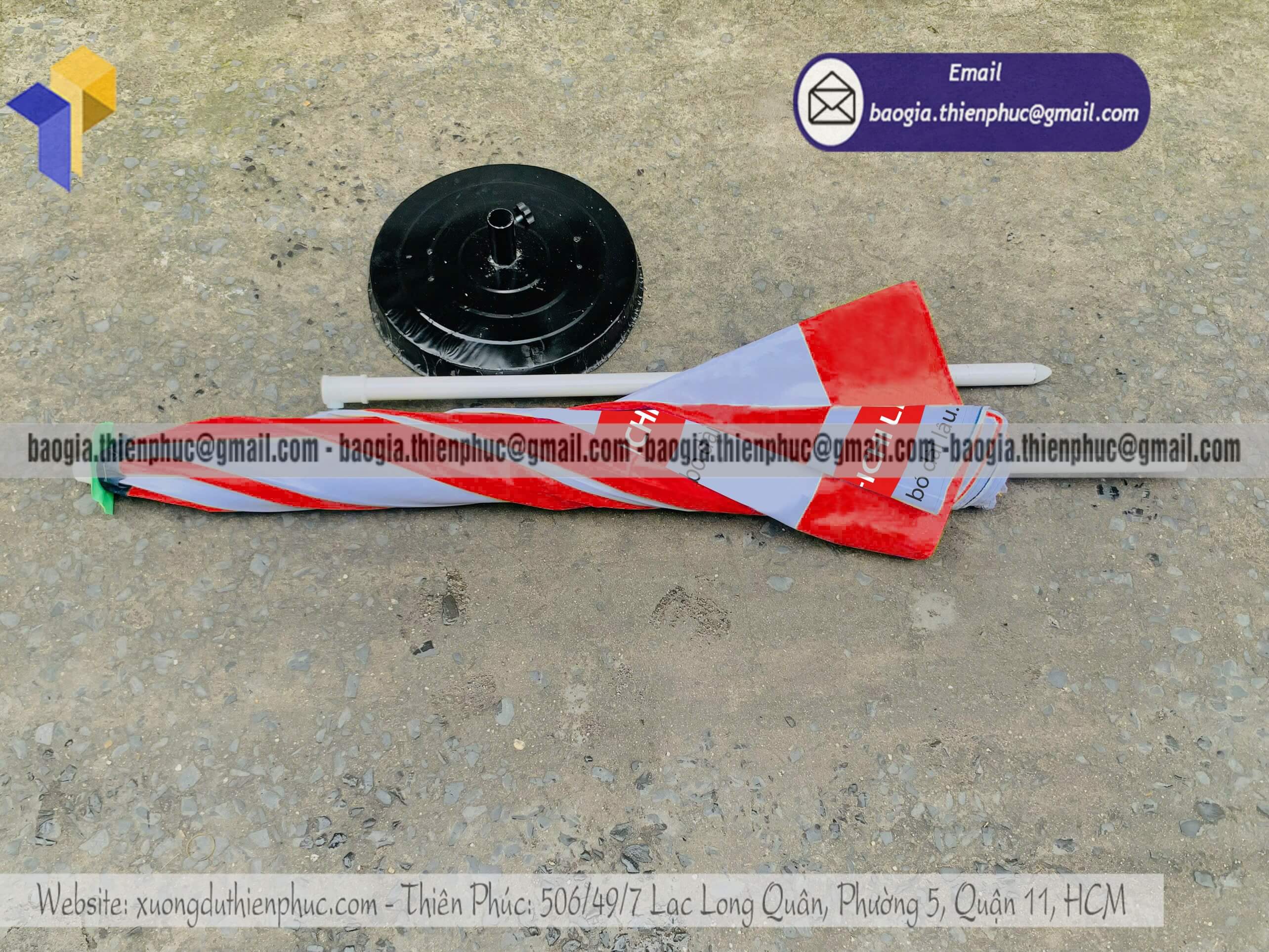Dù tròn ngoài trời in logo quảng cáo thương hiệu  gia công muốn lên điểm bán