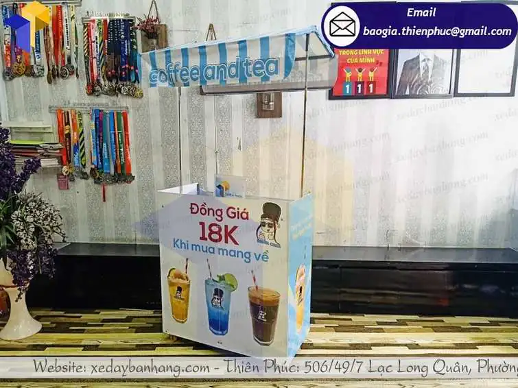 gia công quầy bán cafe mang đi