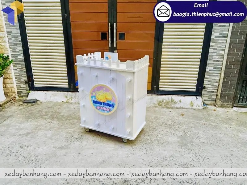 gia công tủ gỗ bán đồ ăn vặt