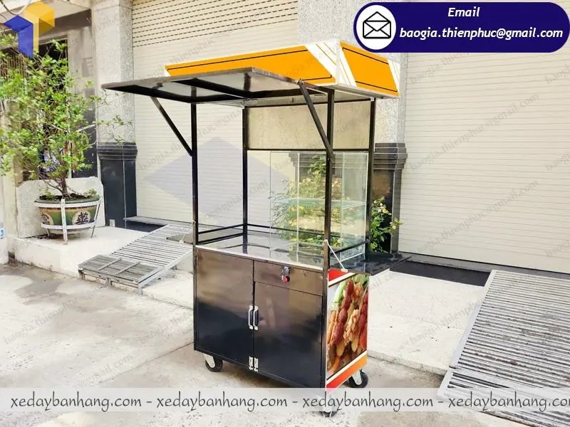 gia công xe bán bánh mì thịt nướng