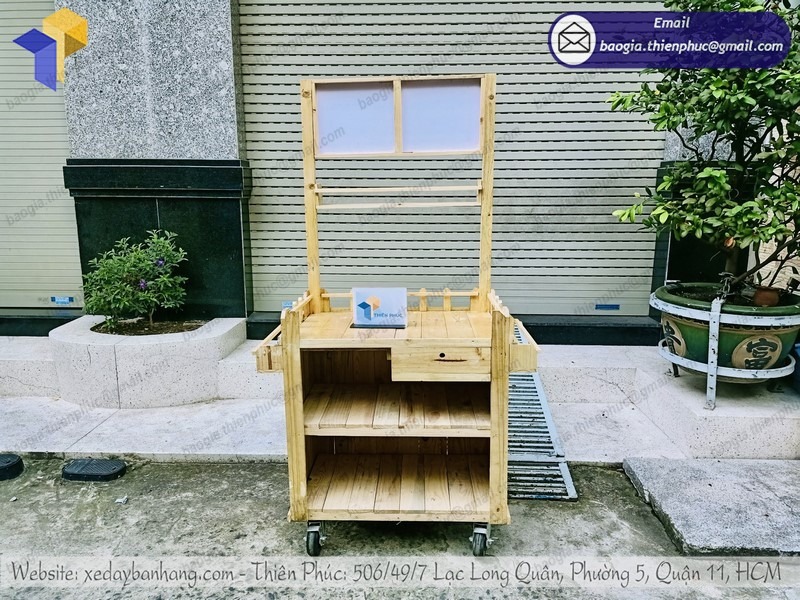 gia công xe bán cafe bằng gỗ pallet