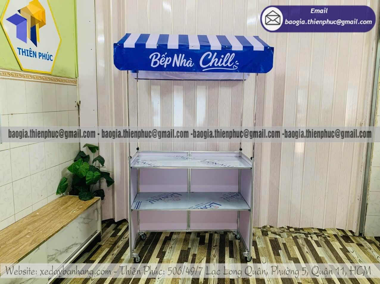 Gia công xe bán đồ ăn xếp gọn ngoài trời có mái che bánh mì xôi khoai chiên đồ ăn