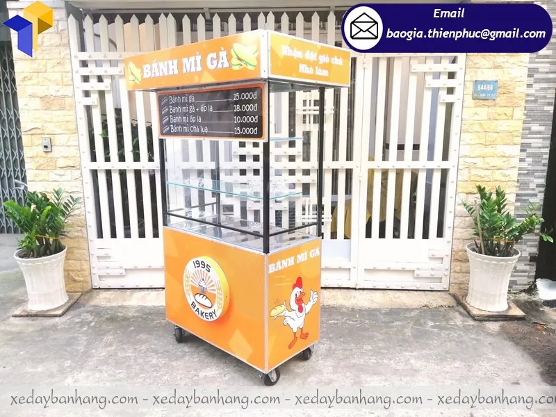 gia công xe đẩy inox bán bánh mì