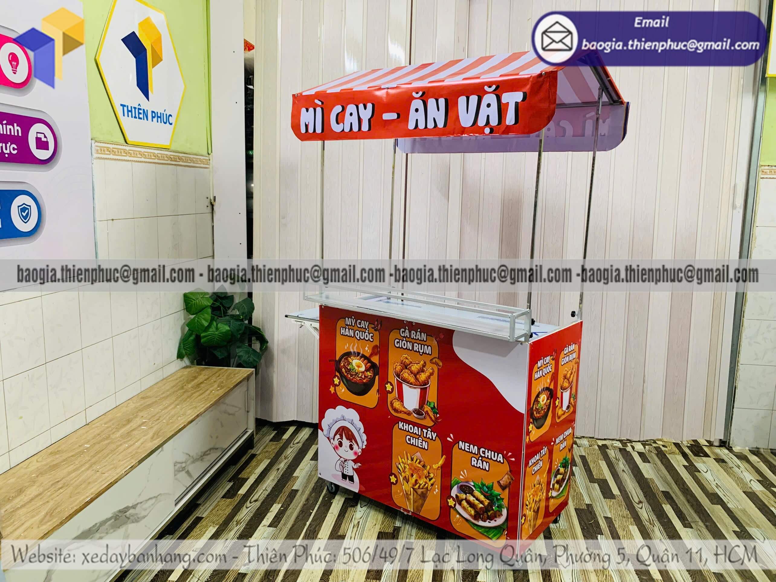 Giá xe bán đồ ăn vặt lắp ráp có mái che hàng rong xưởng cơ khí