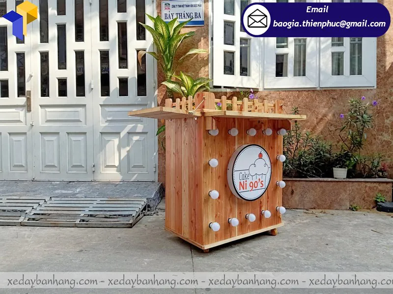 xe gỗ bán bánh cupcake giá rẻ